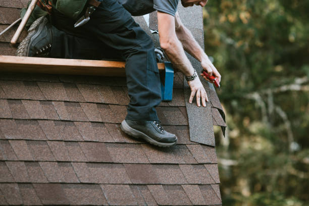 Best Roofing Contractors for Homes  in Fox Crossing, WI